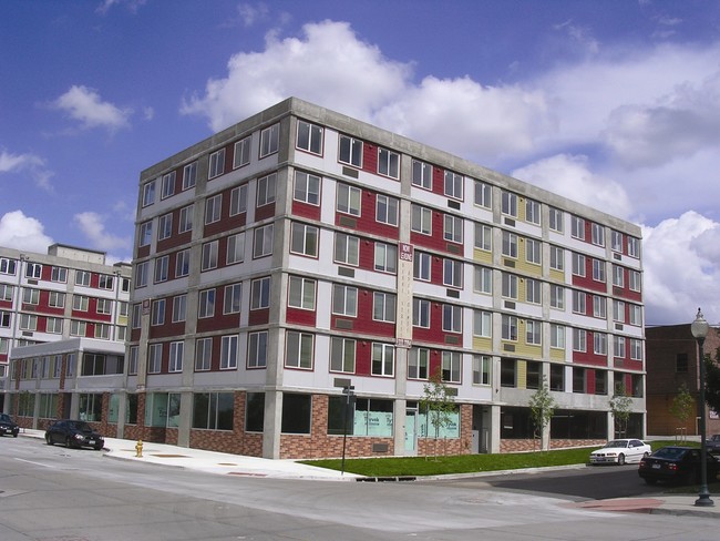 Blake Street Apartments - Blake Street Apartments