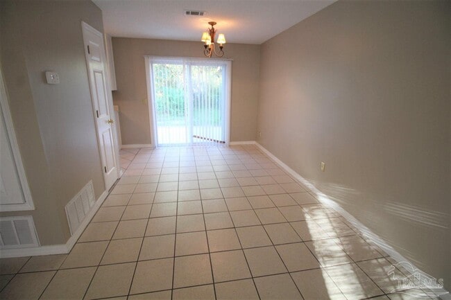 Photo - 5719 Cacica St