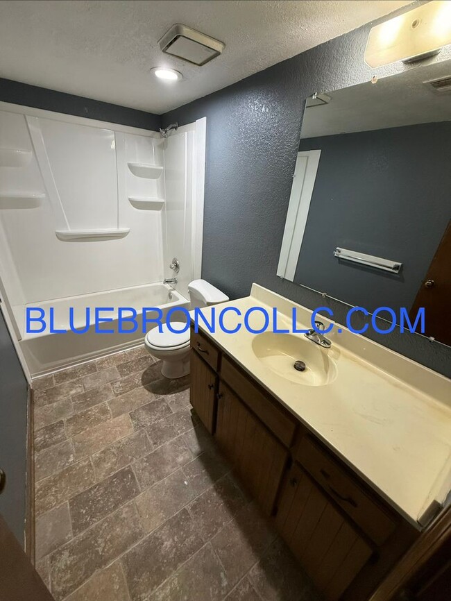 Photo - 159 NW Vesper St Unit 159
