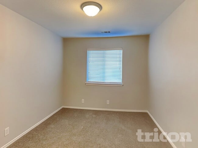 Photo - 8507 Crinum Lily Dr