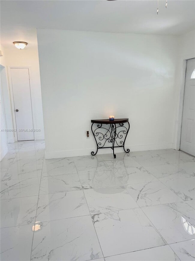 Photo - 3175 SW 27th Terrace Unit 3175