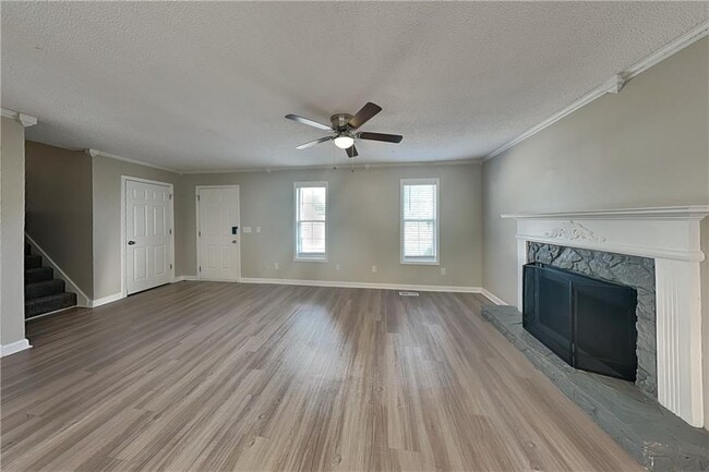 Photo - 102 Ashford Dr