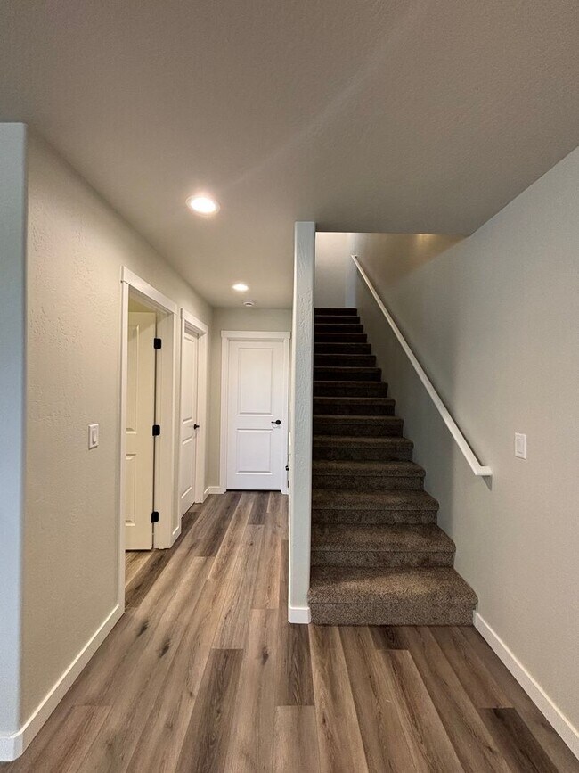 Photo - 6920-2t - 4738-4740 Gebhard Unidad 4738