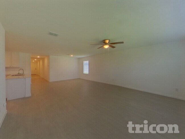 Photo - 1632 Baugh St