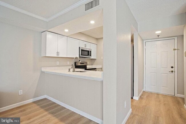 Photo - 1504 Lincoln Way Unit 309
