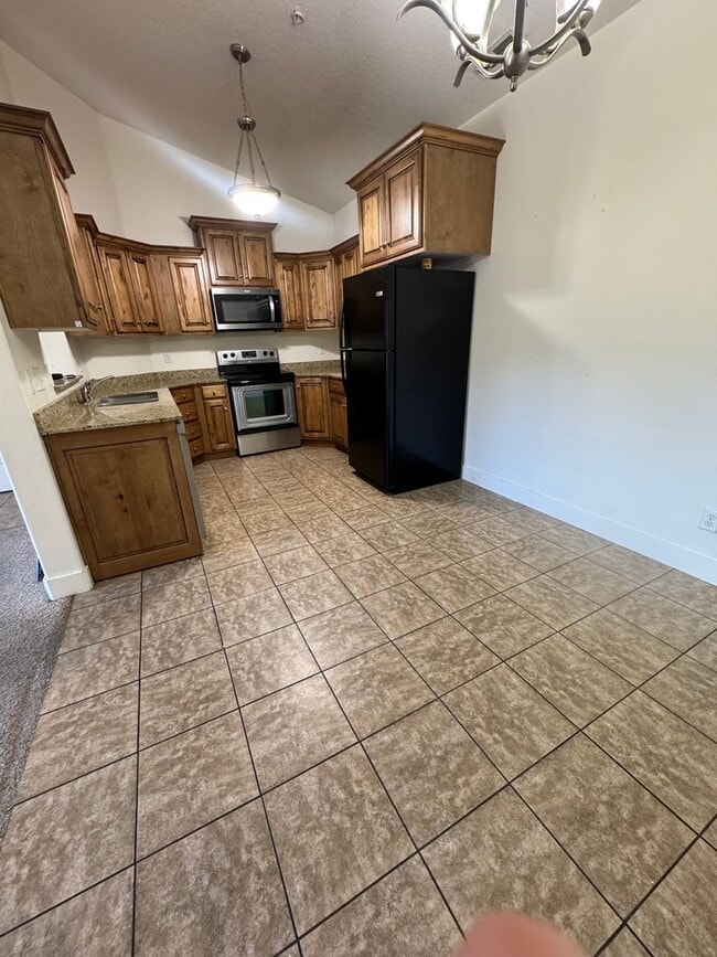 Photo - Beautiful top level Payson condo for rent! Unit 231