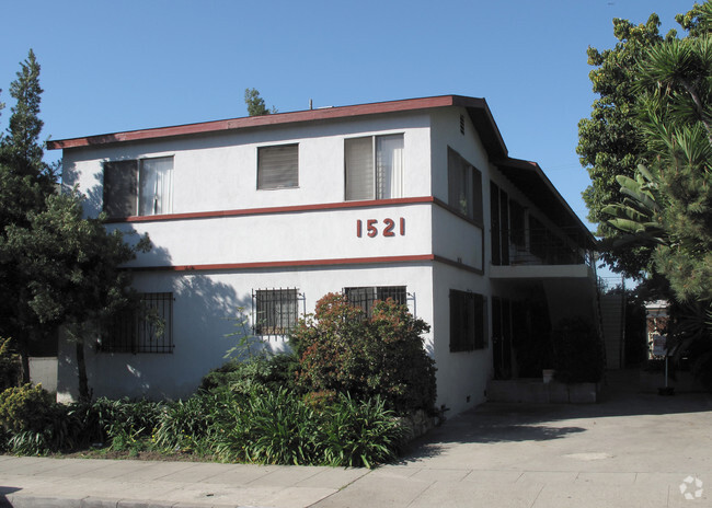 Building Photo - 1521 Beloit Avenue, Rental