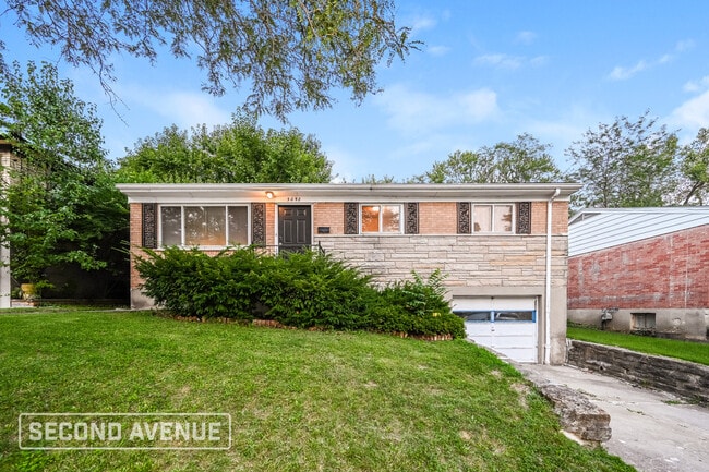 Building Photo - 3052 Westknolls Ln Rental