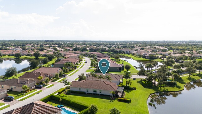 Photo - 1769 Berskshire