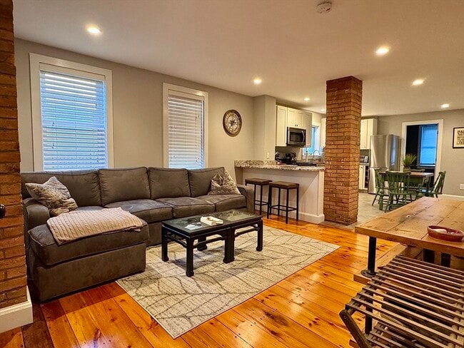 Photo - 7 Hardy St Unit 1