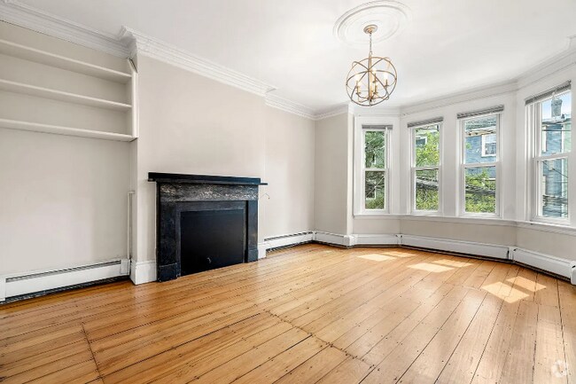 Building Photo - 82 Webster St Unit 2 Rental