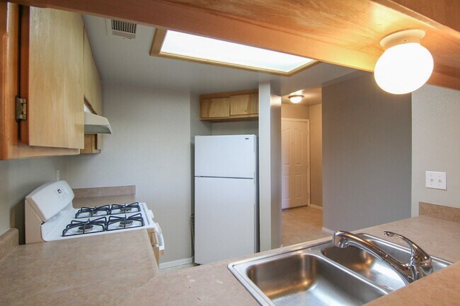 1440 Serrano Pl Unit C