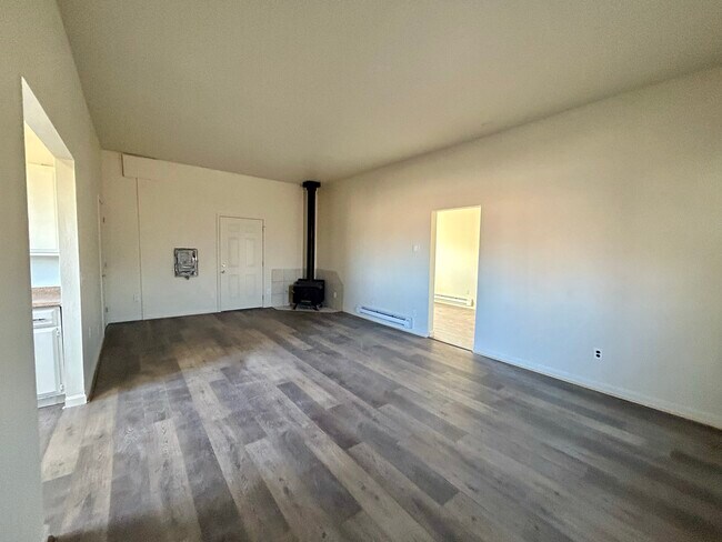 Photo - 904 Dresslerville Rd