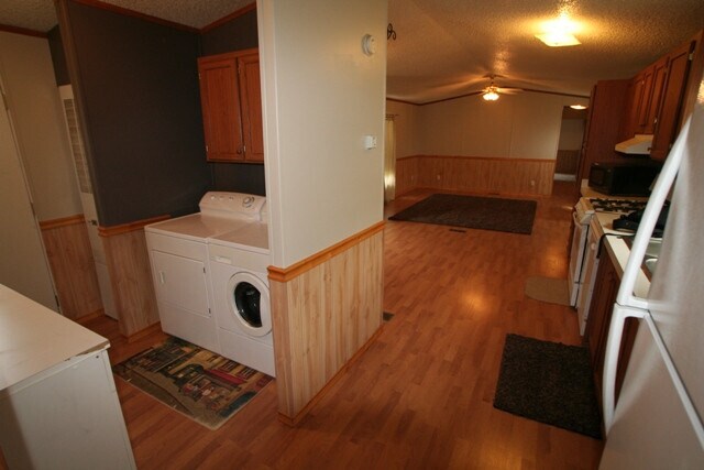 Photo - 3 Bed 2 Bath Modular Home in Babcock Vista!