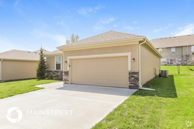 Building Photo - 1504 NE Jaclyn Dr Rental