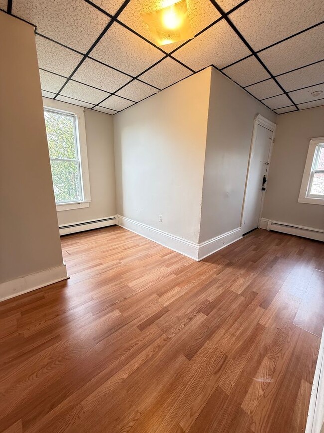 Photo - 72 Broadway Unidad 72