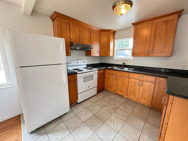 Photo - White Center - 3 Bedroom / 1.5 Bath Rambler