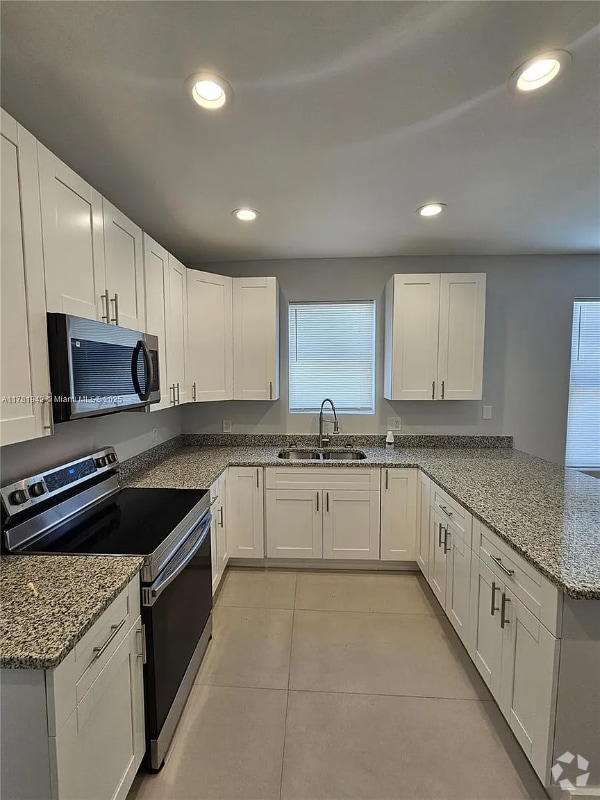 Building Photo - 1410 Altaloma Ave Rental