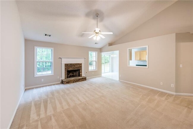 Photo - 227 Westwind Dr