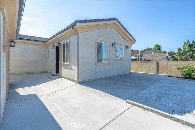Building Photo - 10920 Slater Ave Rental