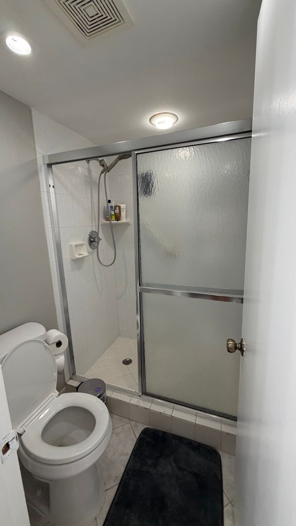 Photo - 610 Tennis Club Dr