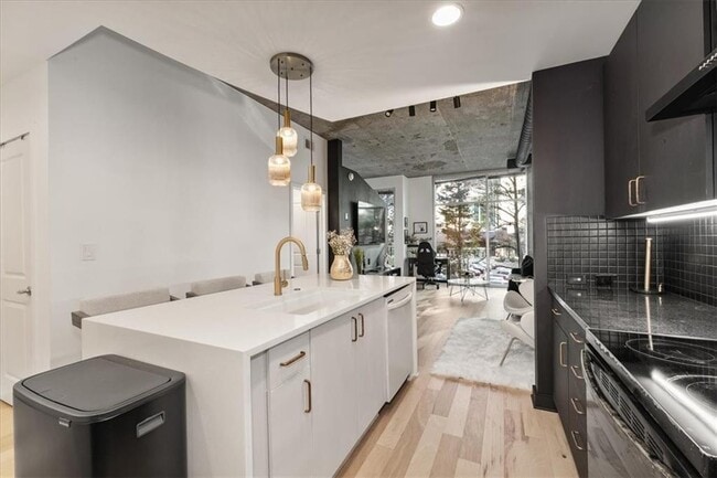 Photo - 250 Pharr Rd NE Unit 407