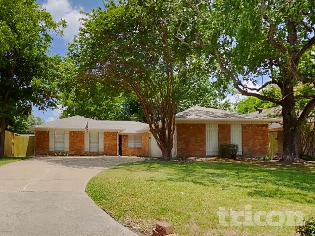 Photo - 14218 Overbrook Ln