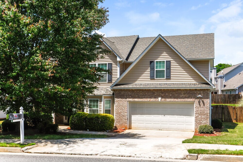Photo - 3556 Bridle Brook Dr NE