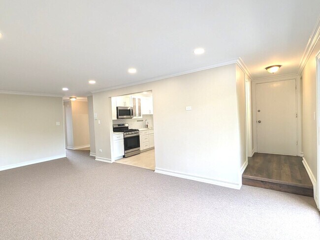 Photo - 7 Crestview Ln