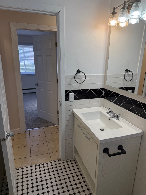 Photo - 3829 Lake Dr