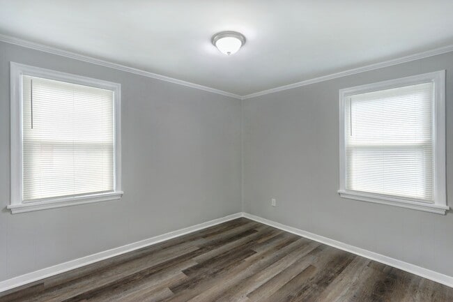 Photo - Large East Savannah 2BR/1BA Home For Rent