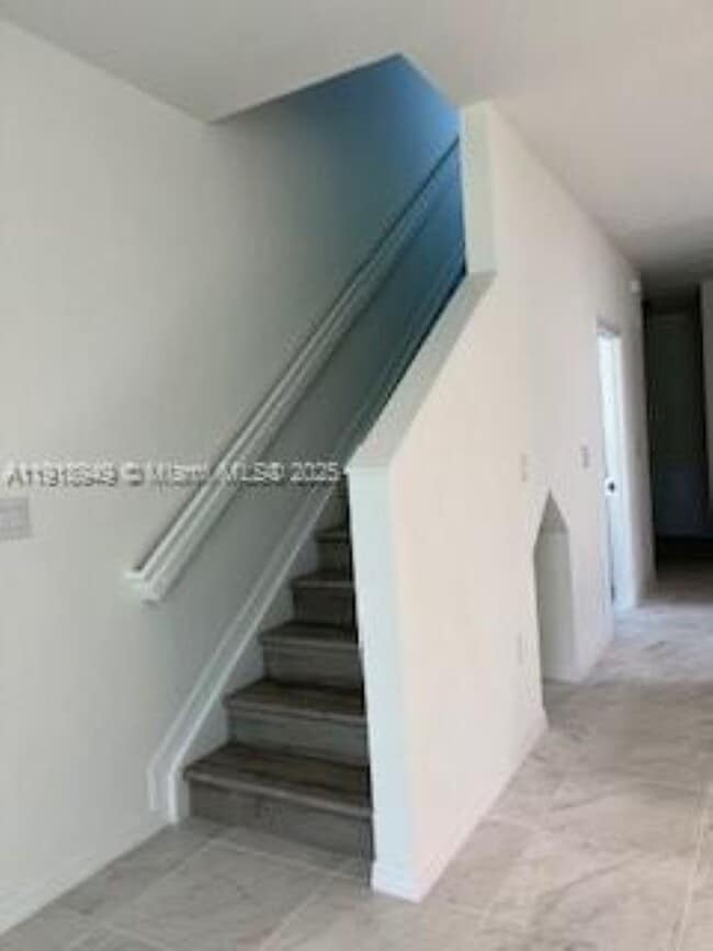 Photo - 6280 SW 47th Ct