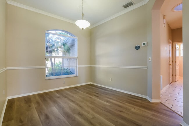 Photo - 2500 Twisting Sweetgum Way