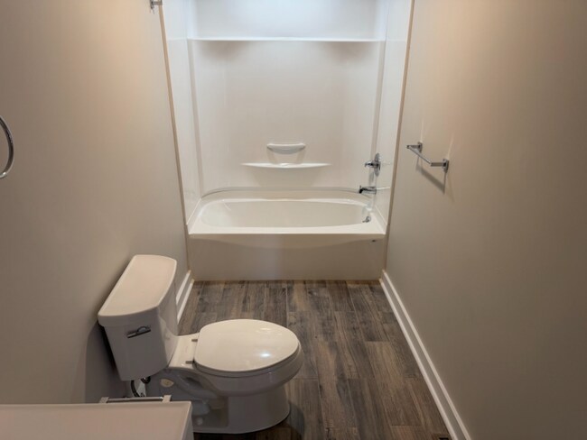 Photo - 501 Linden St Unidad 4