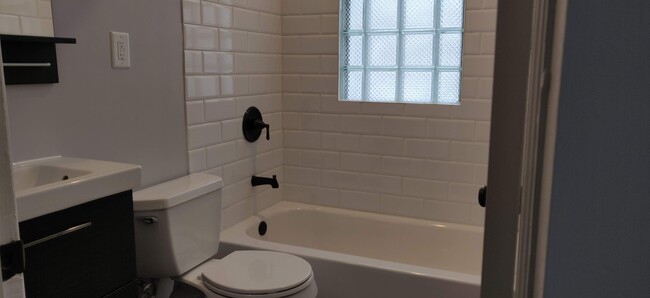 Photo - 7728 W Stevenson St Unidad A