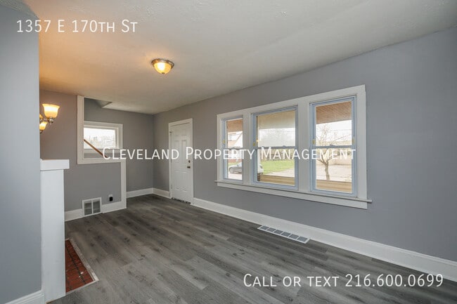 Photo - 1357 E 170th St