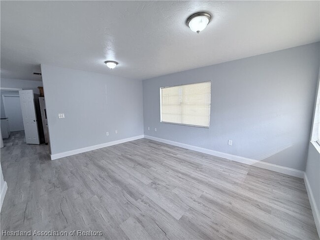 Photo - 508 W Hal McRae Blvd