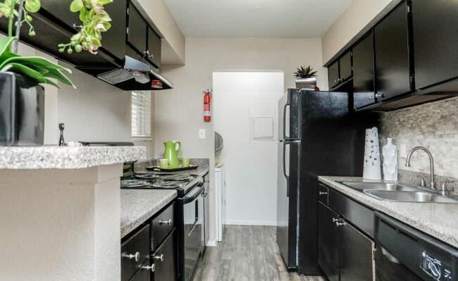 Photo - 2 bedroom in Humble TX 77396 Unit 2047