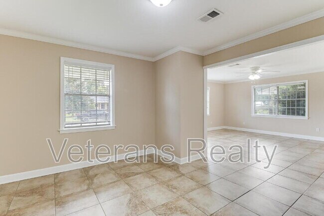 Photo - 2164 Baywood Dr House