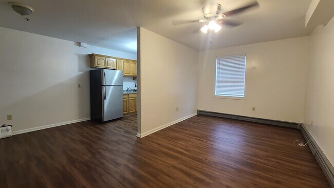 Photo - 134 71st St Unidad GR