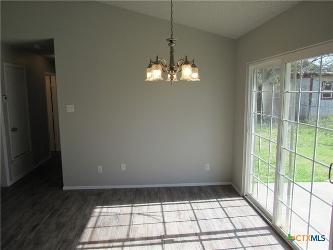 Photo - 3703 Holbert Dr