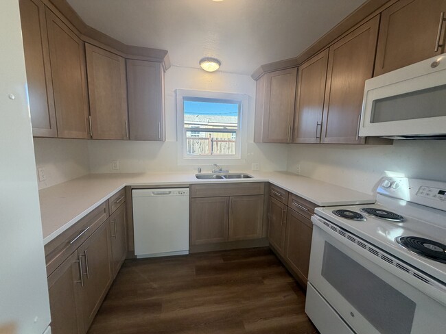 Photo - 1154 Grand Ave