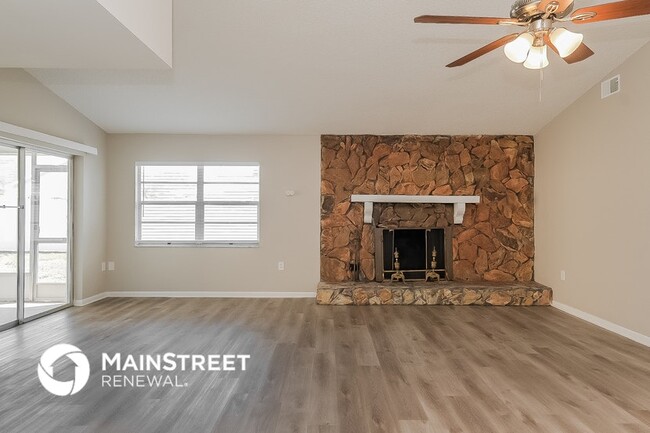 Photo - 4414 Tall Oak Ln