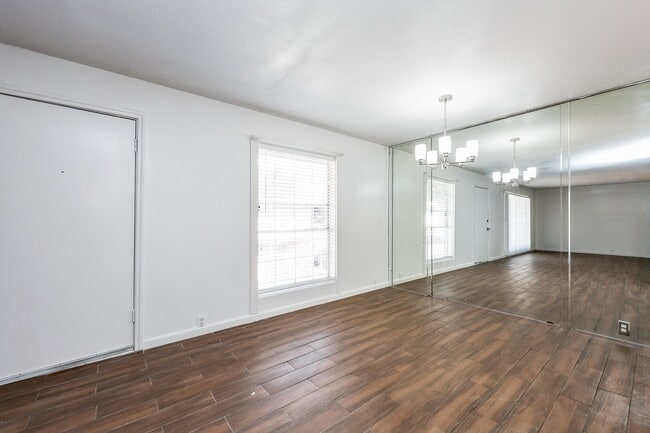 Photo - 7510 Shadyvilla Ln Unidad 17