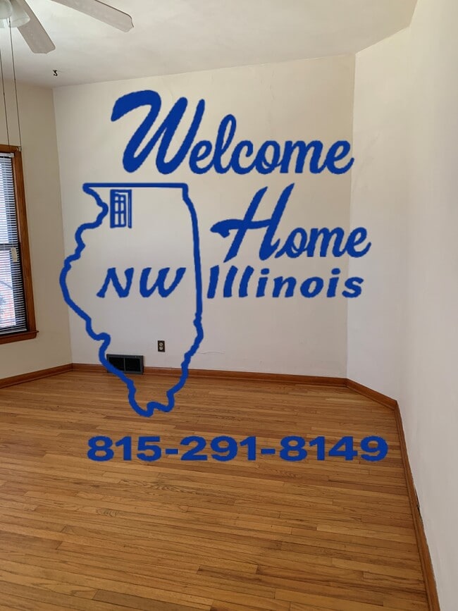 310 S Chicago Ave Unit 1