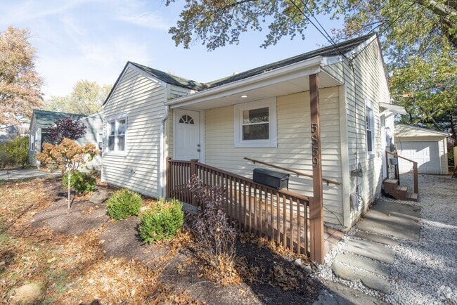Building Photo - 5859 Porter Rd Rental