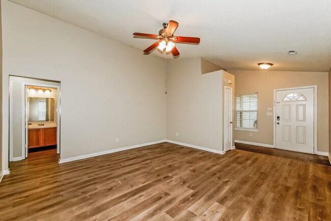 Photo - 9723 Centennial Ct