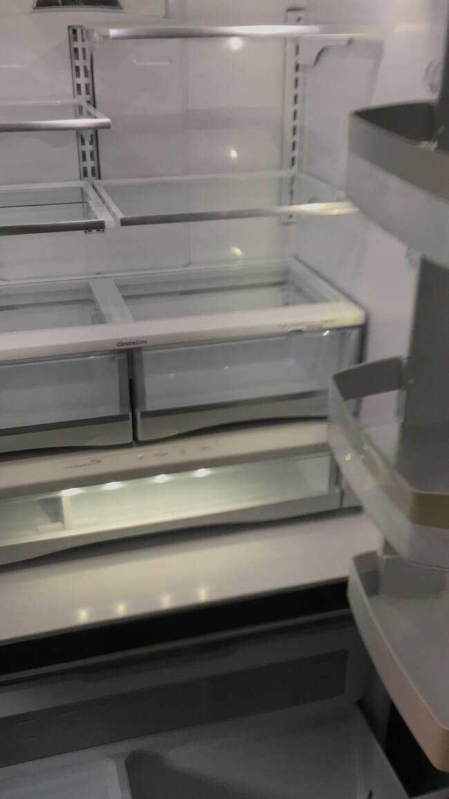 Photo - 970 Manvel St