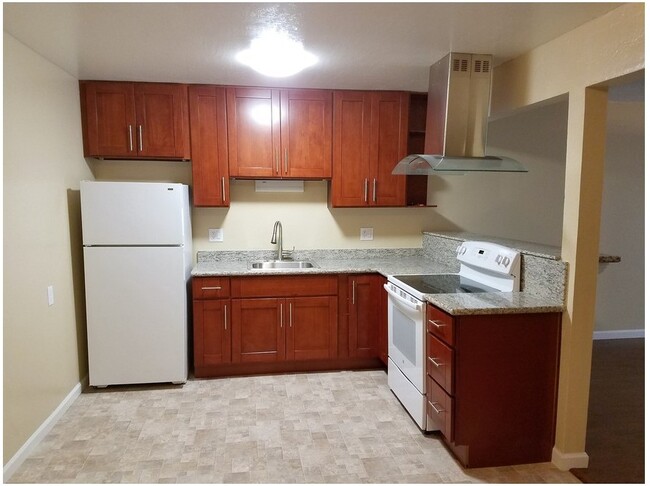 2 BR Kitchen