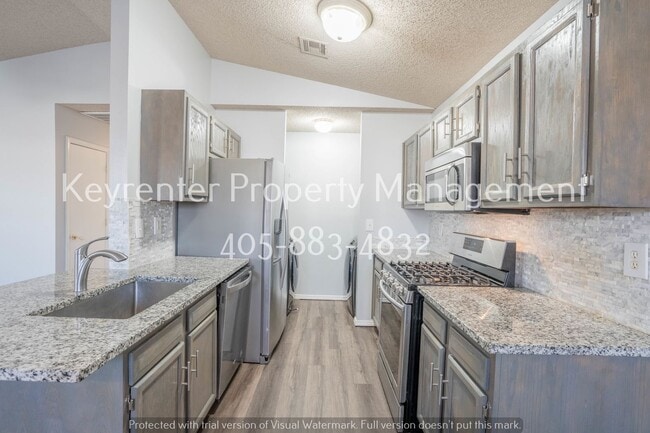 Photo - 3 Bed | 2 Bath in Owasso!